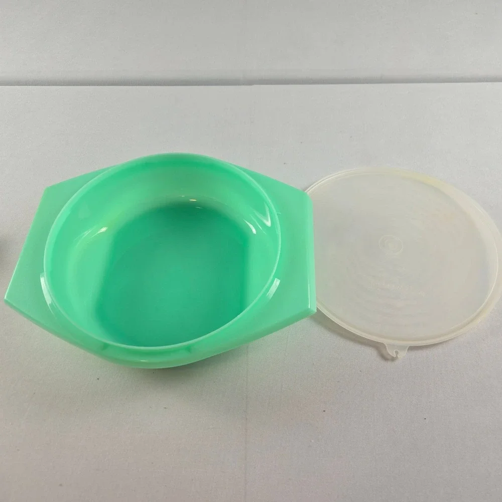 Vintage Tupperware Jade Storage Serving Bowl 786-4 With Lid